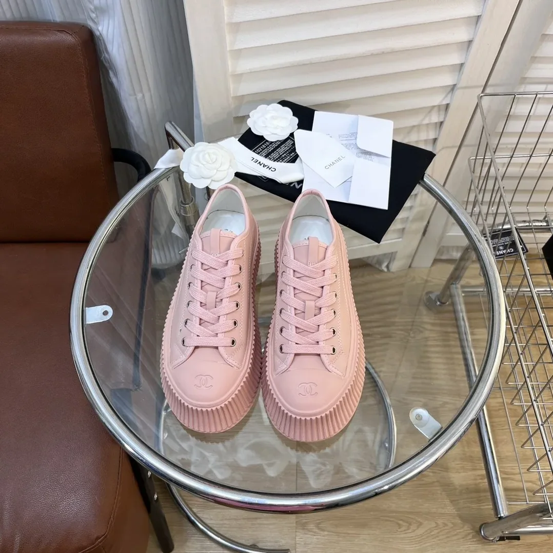 Chanel Gutdzu Sneakers Pink