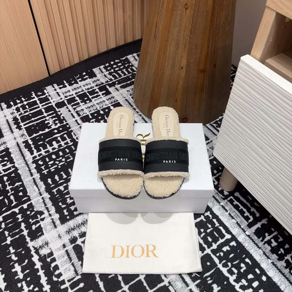 Dior Dway Slide Black Calfskin and Embroidered Cotton for Women Dior Dway Slide Black Calfskin and Embroidered Cotton for Women