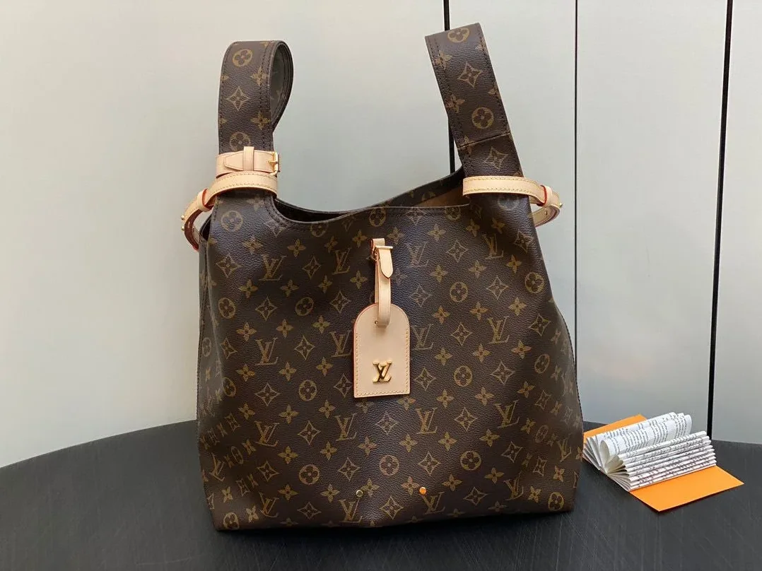Louis Vuitton Atlantis GM Brown / Louis Vuitton Atlantis GM Brown /