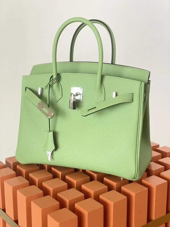 Hermes Birkin Top Handle Bag / Nata Swift Green Silver Hardware Hermes Birkin Top Handle Bag / Nata Swift Green Silver Hardware