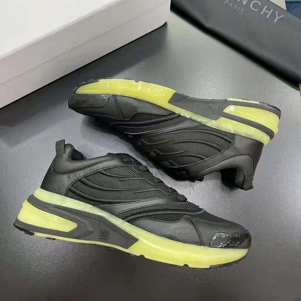 Givenchy Giv 1 Sneakers in Leather and Mesh for Unisex in Black Givenchy Giv 1 Sneakers in Leather and Mesh for Unisex in Black