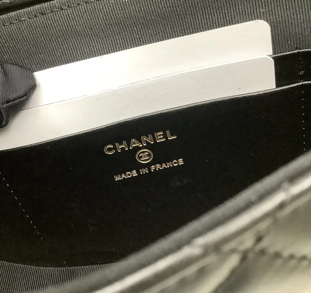 Chanel Classic Flap Phone Holder With Chain Nice Bag Black / Chanel Classic Flap Phone Holder With Chain Nice Bag Black /