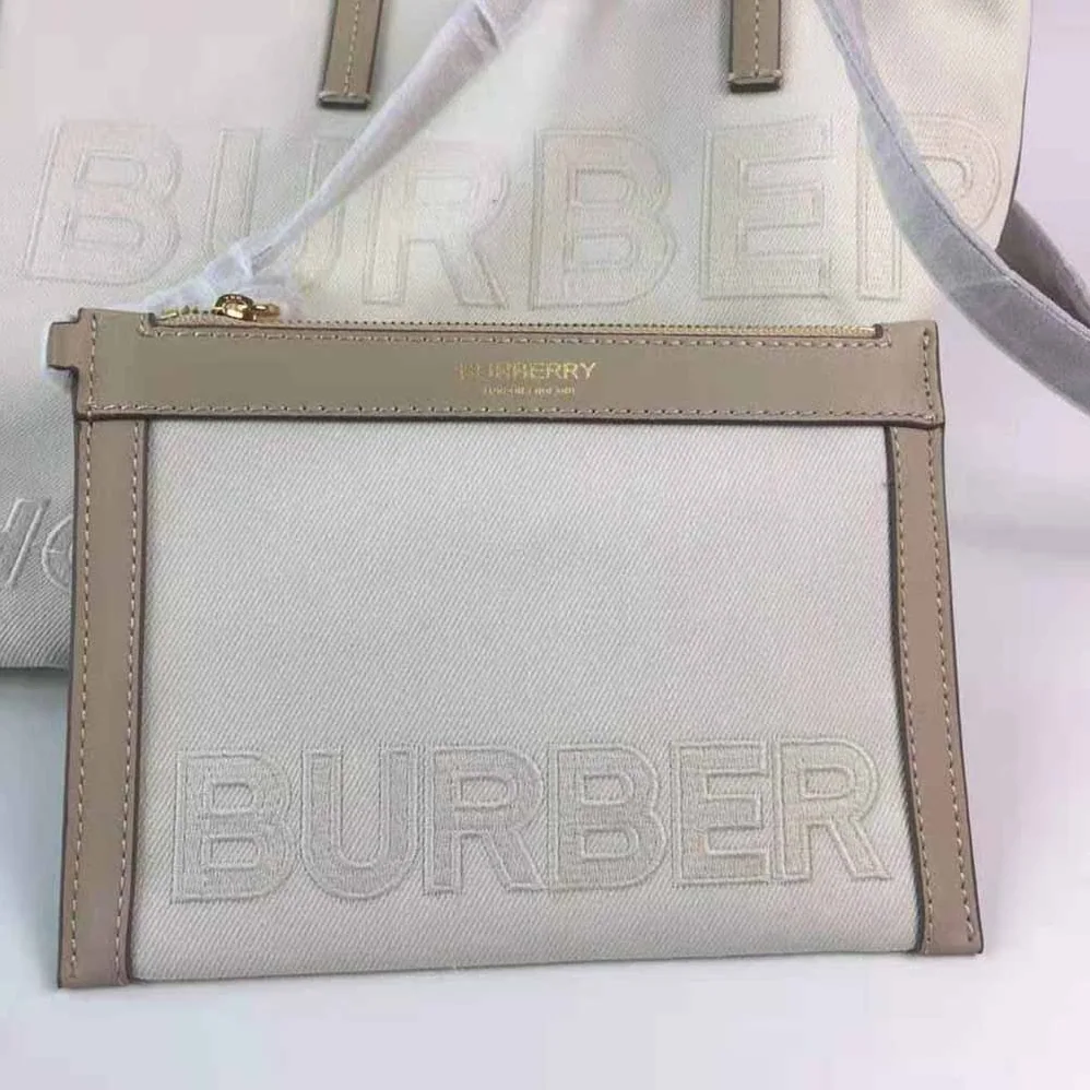 Burberry Mini Horseferry Linen Cotton Canvas Beach Tote for Women in Beige
