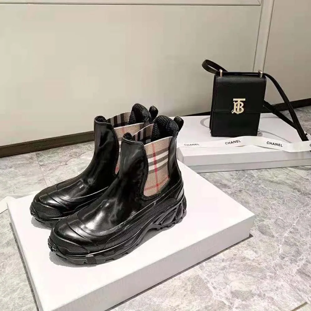 Burberry Vintage Check Detail Coated Canvas Chelsea Boots for Women in Black