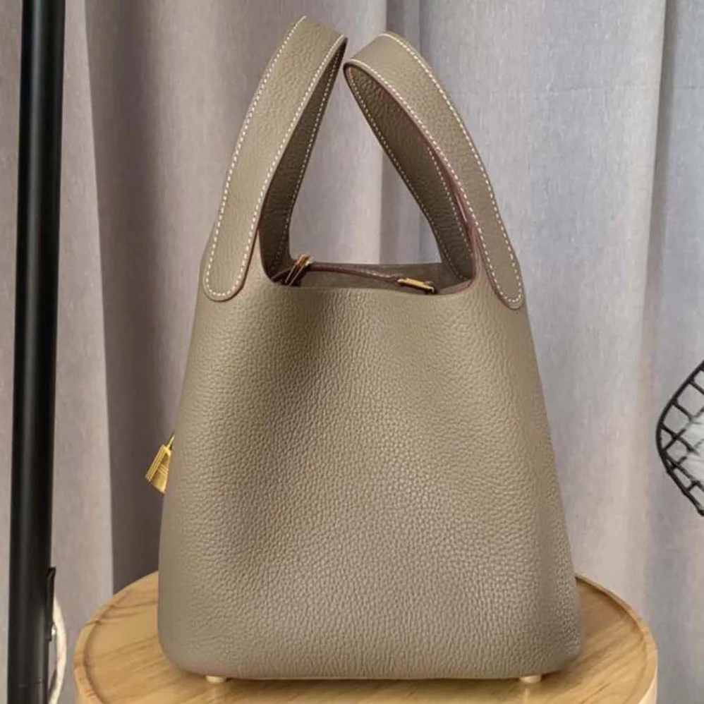 Hermes Picotin Lock 22cm in Clémence leather for Women in Light Brown