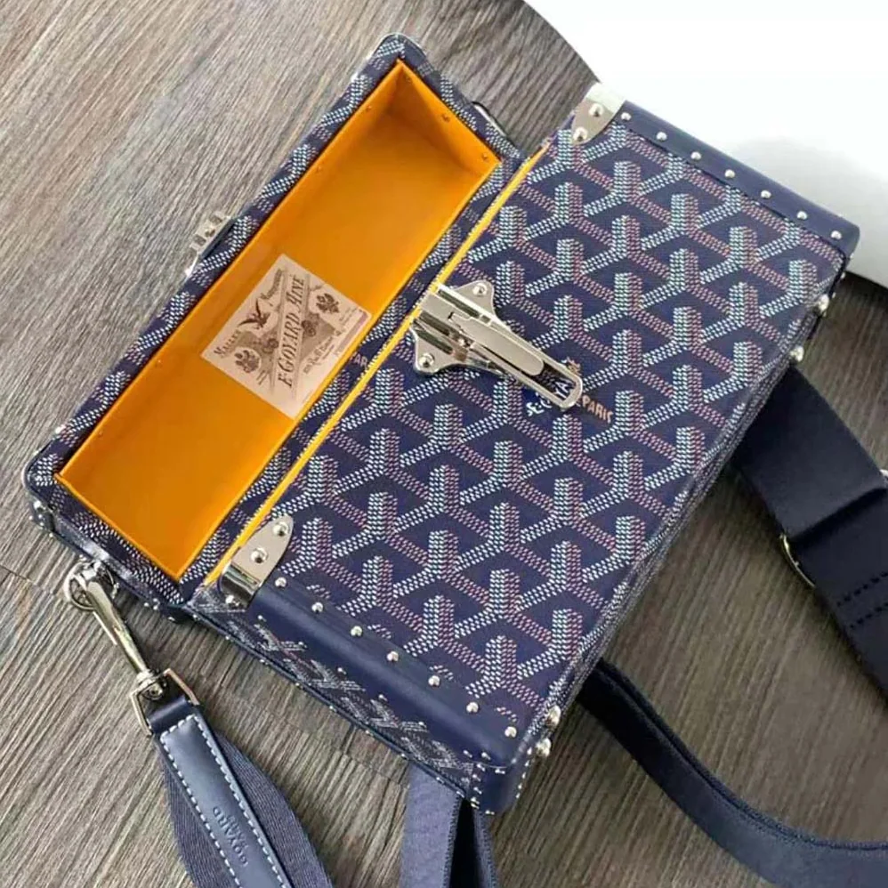 Goyard Cassette Trunk Bag in Goyardine Canvas & Clamecy Cowhide for Women in Navy Goyard Cassette Trunk Bag in Goyardine Canvas & Clamecy Cowhide for Women in Navy