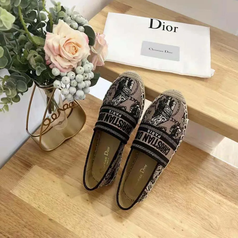 Dior Granville Espadrille Beige and Black Cotton Embroidered with Plan de Paris Motif for Women Dior Granville Espadrille Beige and Black Cotton Embroidered with Plan de Paris Motif for Women