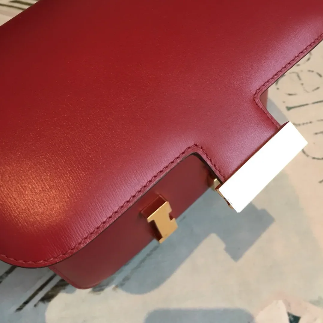 Hermes Constance 24 Crossbody Bag / Burgundy Swift Leather Gold Hardware Hermes Constance 24 Crossbody Bag / Burgundy Swift Leather Gold Hardware