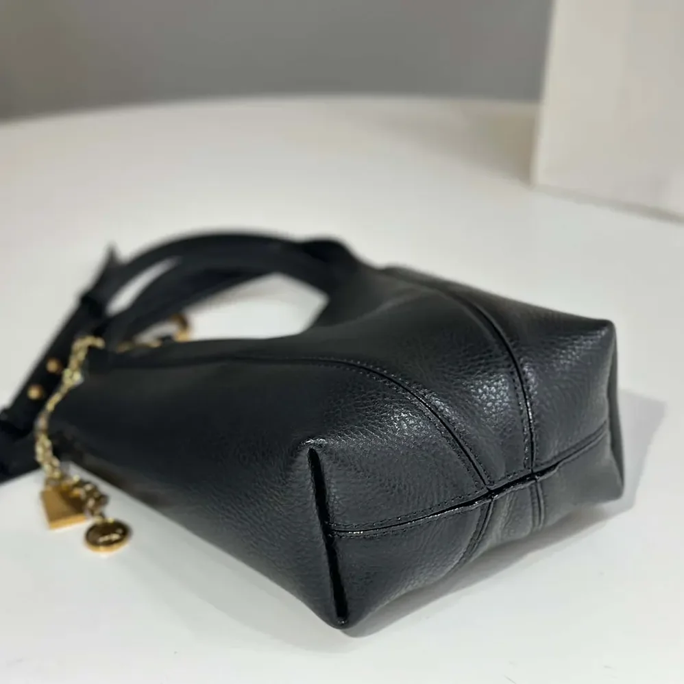 Chloe Small Chloé Spin Tote Bag in Grained Leather for Women in Black Chloe Small Chloé Spin Tote Bag in Grained Leather for Women in Black
