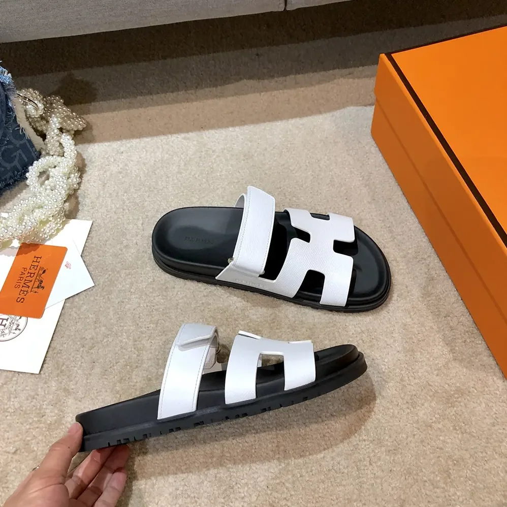 Hermes Chypre Sandal-White H222100Zv90380 for Unisex Hermes Chypre Sandal-White H222100Zv90380 for Unisex