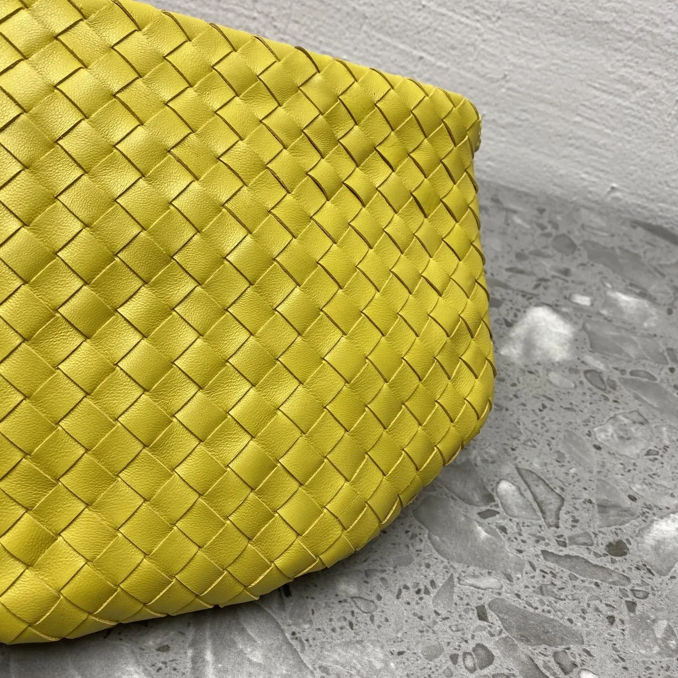 Bottega Veneta Shoulder Bag Yellow Bottega Veneta Shoulder Bag Yellow