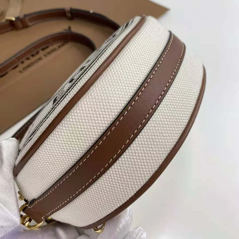 Burberry Icon Stripe E-canvas Louise Bag for Women in Beige Burberry Icon Stripe E-canvas Louise Bag for Women in Beige