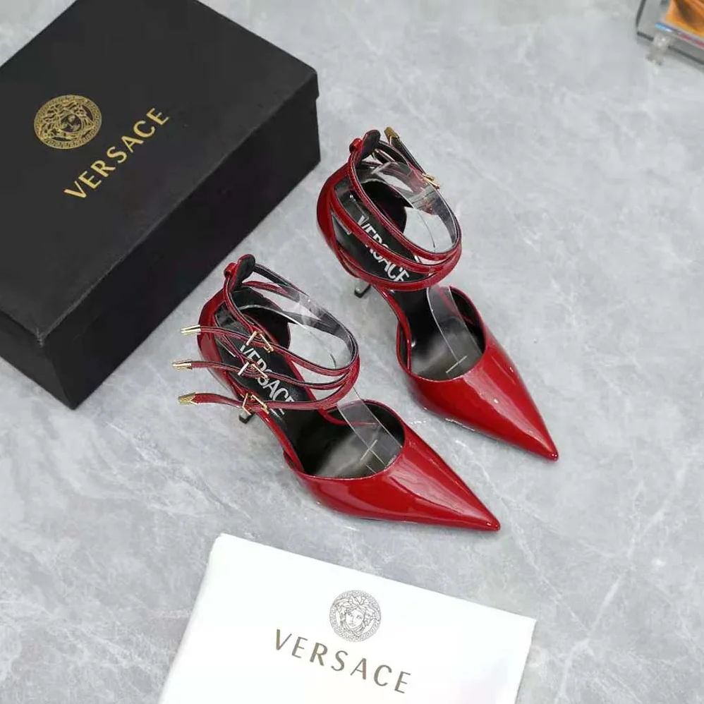 Versace Pin-Point Pumps in Calf Leather for Women in Maroon Versace Pin-Point Pumps in Calf Leather for Women in Maroon