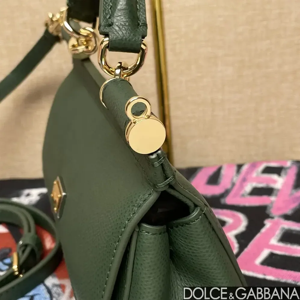 Dolce Gabbana D&G Small Sicily Handbag for Women in Green Dolce Gabbana D&G Small Sicily Handbag for Women in Green