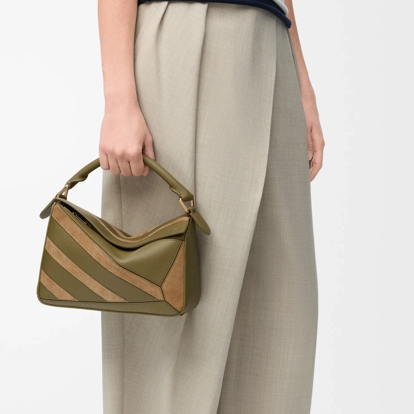 Loewe Small Puzzle Bag Olive Suede / A510S21XCE Loewe Small Puzzle Bag Olive Suede / A510S21XCE
