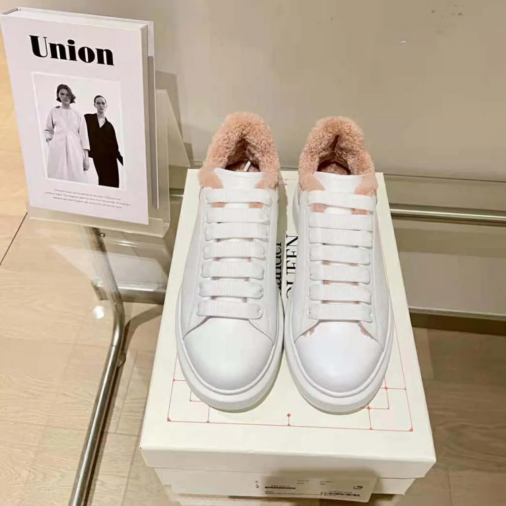 Alexander Mcqueen Oversized Sneaker Pink Smooth Calf Leather for Women Alexander Mcqueen Oversized Sneaker Pink Smooth Calf Leather for Women