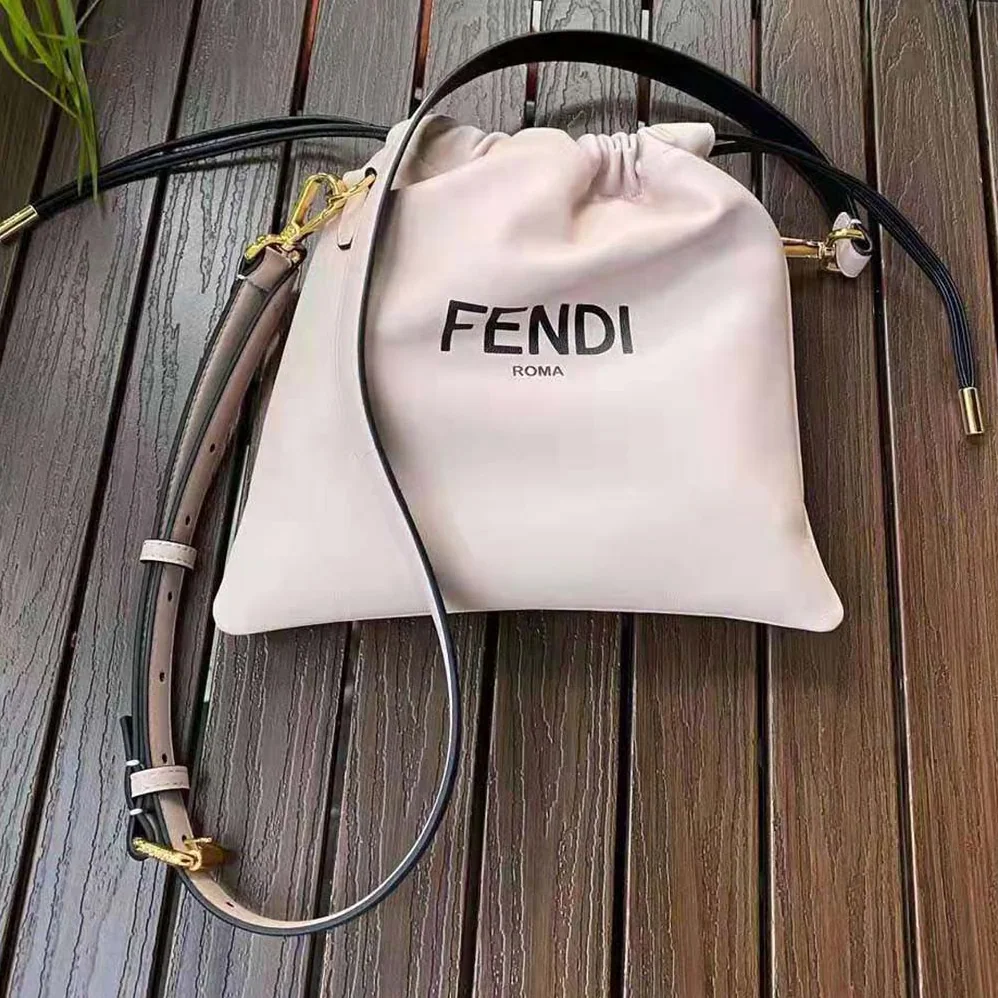 Fendi Fendi Pack Small Pouch Pink Nappa Leather Bag for Women Fendi Fendi Pack Small Pouch Pink Nappa Leather Bag for Women