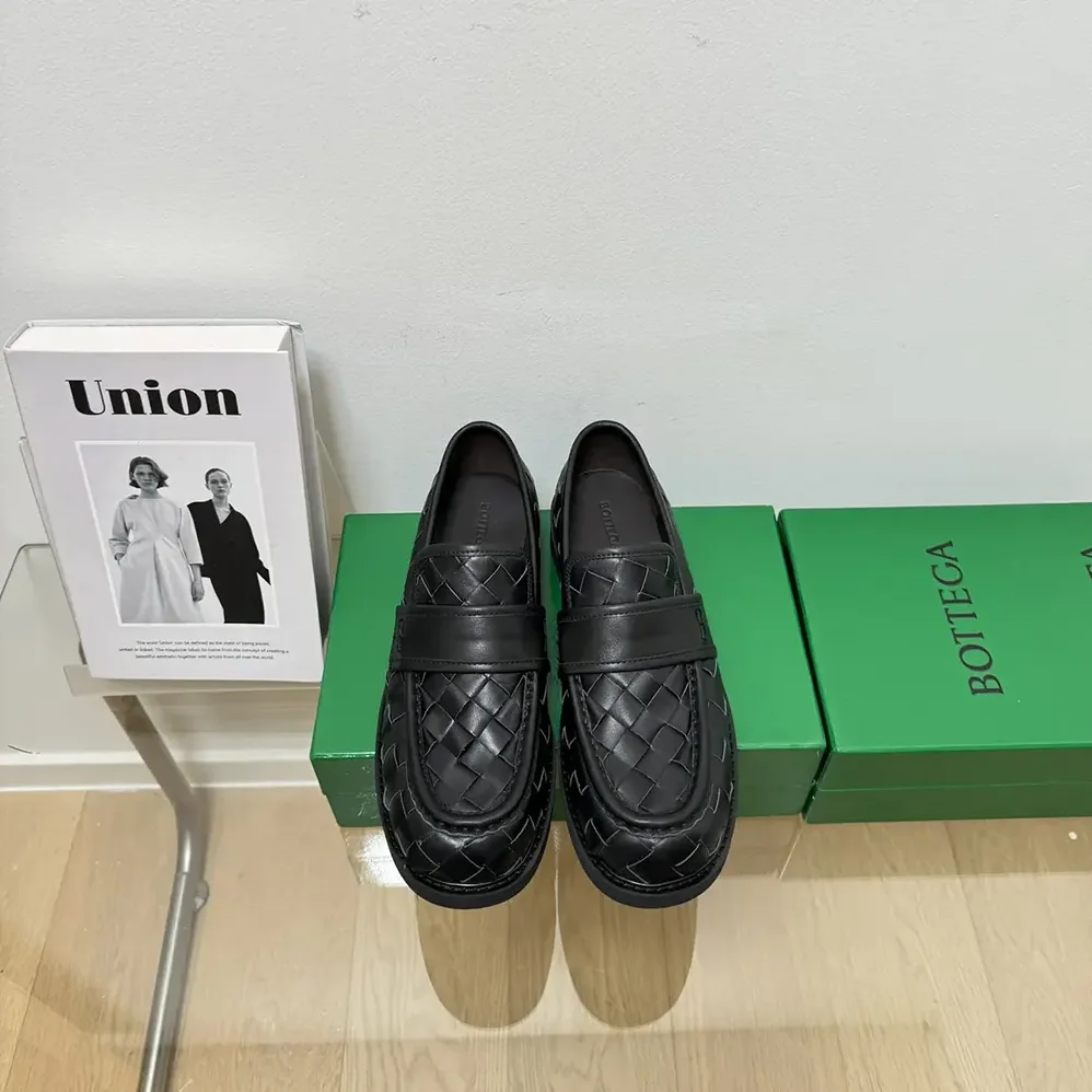 Bottega Veneta Haddock Loafer for Unisex in Black Bottega Veneta Haddock Loafer for Unisex in Black