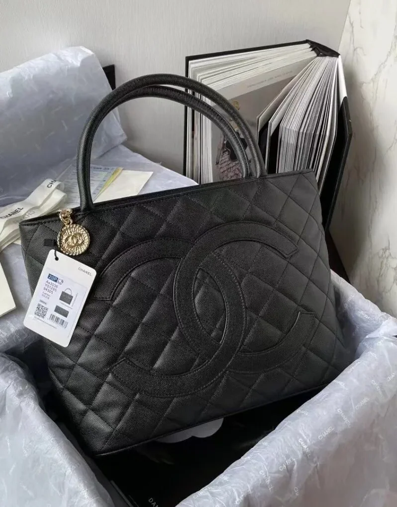 Chanel Medallion Tote Shoulder Black Bag / Chanel Medallion Tote Shoulder Black Bag /