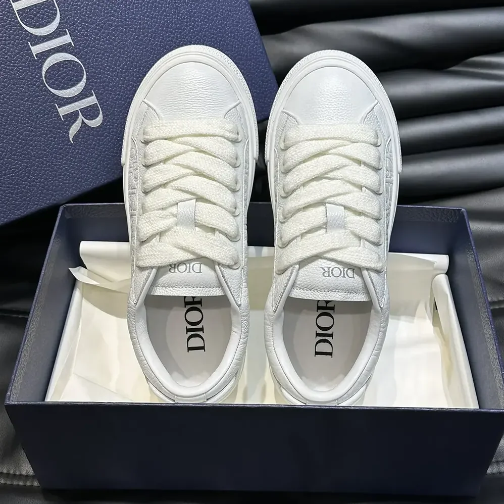 Dior B33 Sneaker White Grained Calfskin and White Dior Gravity Leather for Men Dior B33 Sneaker White Grained Calfskin and White Dior Gravity Leather for Men