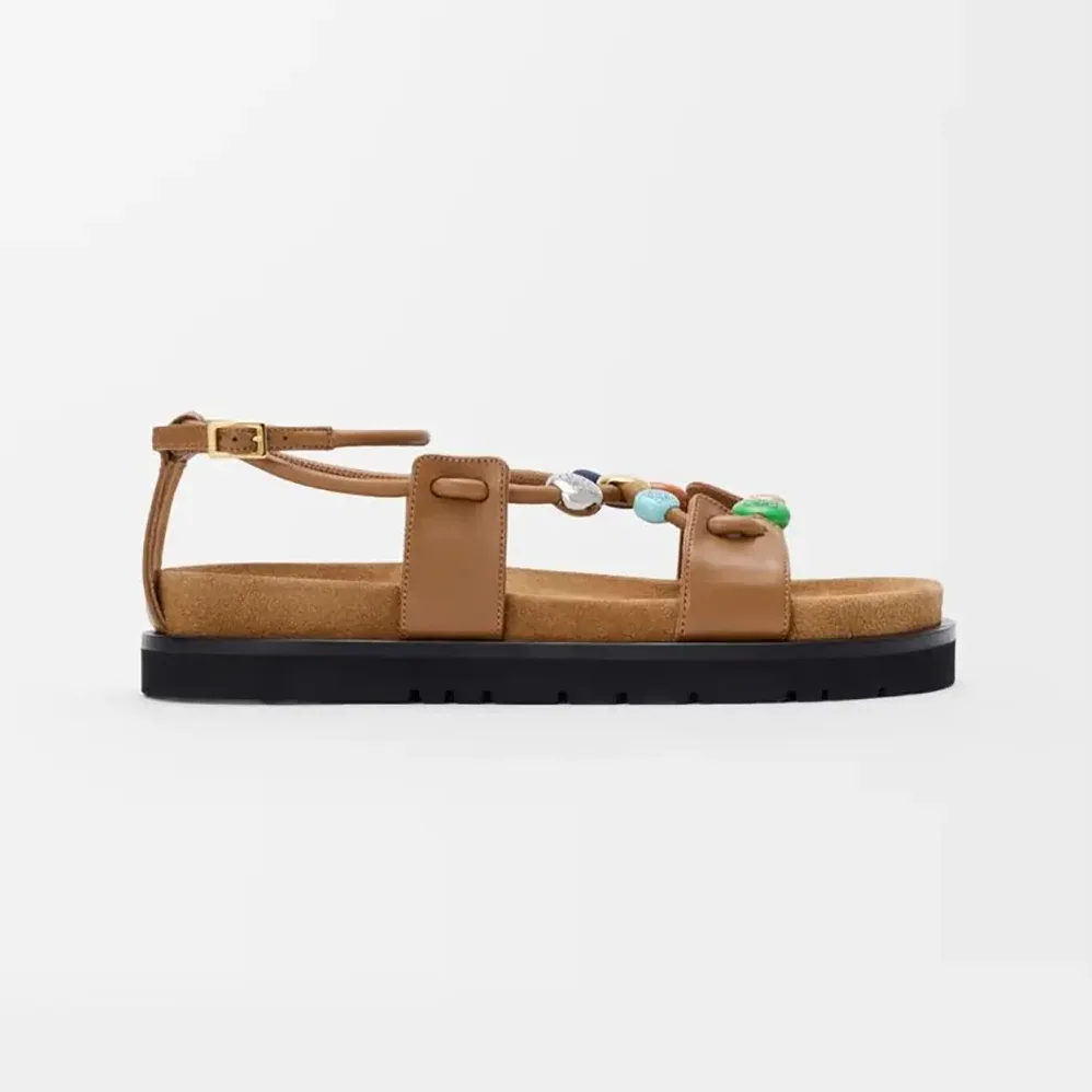 Loewe Pebble Beads Fussbett Sandal in Nappa Lambskin for Women in Camel Loewe Pebble Beads Fussbett Sandal in Nappa Lambskin for Women in Camel