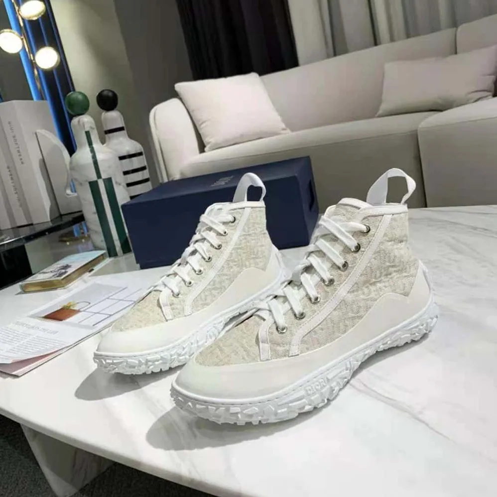 Dior B28 High-top Sneaker Off-White Dior Oblique Jacquard and White Rubber for Unisex