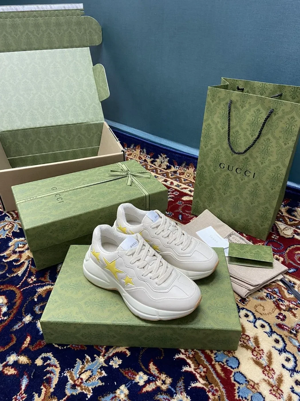 Gucci Rhyton Sneaker With Stars White for Men