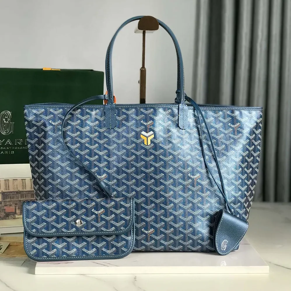 Goyard Saint Louis GM bag for Unisex in Pearly Blue