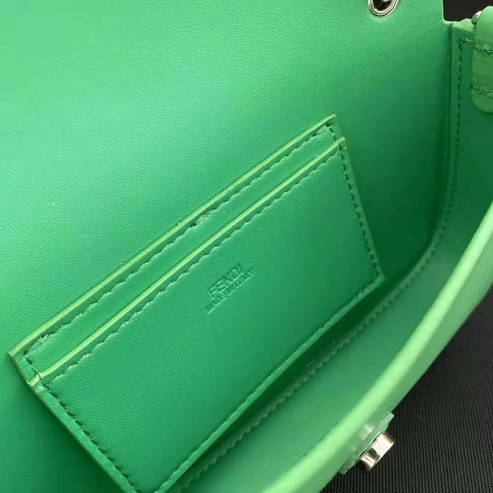 Fendi Baguette Phone Pouch Green Patent Leather Pouch for Women Fendi Baguette Phone Pouch Green Patent Leather Pouch for Women