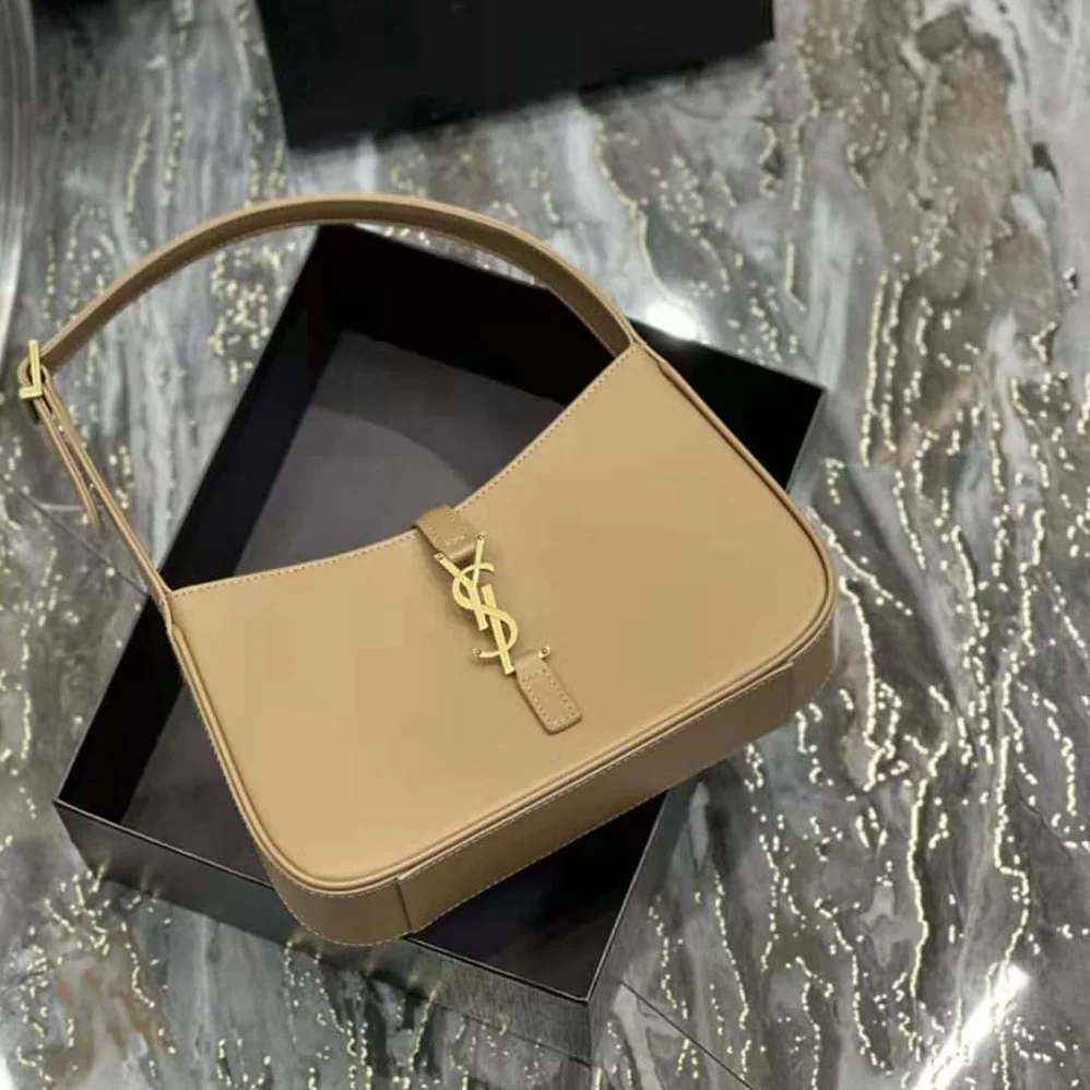 Saint Laurent YSL Le 5 A 7 Hobo Bag in Vegetable-Tanned Leather for Women in Sandy