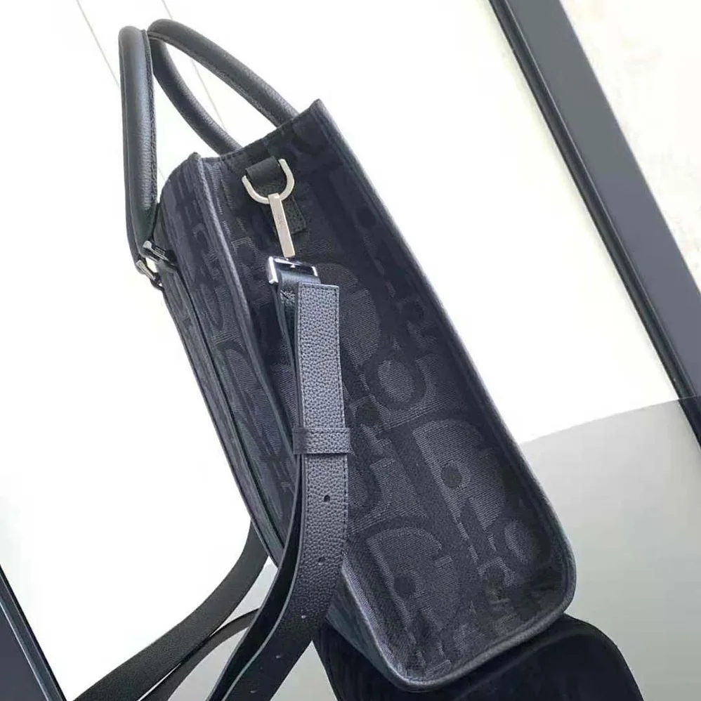 Dior East-West Tote Bag Black Maxi Dior Oblique Jacquard for Men Dior East-West Tote Bag Black Maxi Dior Oblique Jacquard for Men