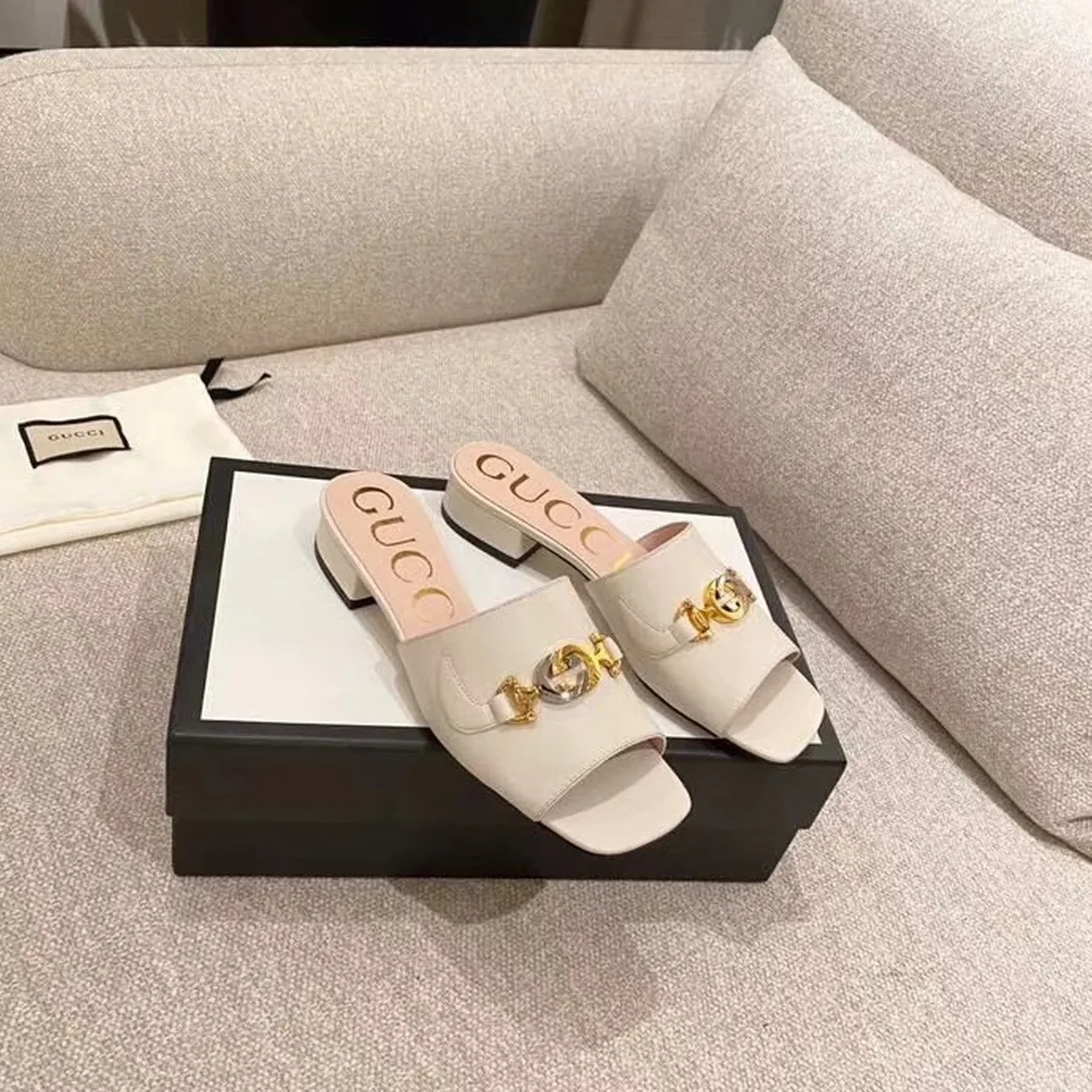 Gucci Gucci Zumi Slide Sandals Beige