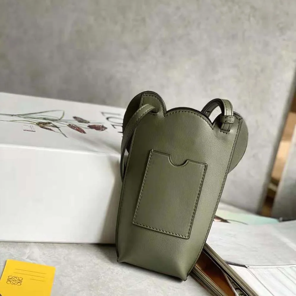 Loewe Elephant Pocket in Classic Calfskin for Women in Green Loewe Elephant Pocket in Classic Calfskin for Women in Green
