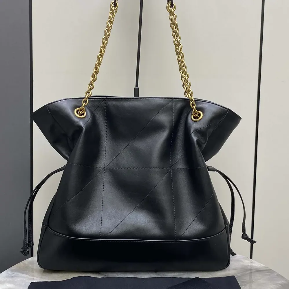 Saint Laurent YSL Jamie Shopping in Lambskin for Women in Black Saint Laurent YSL Jamie Shopping in Lambskin for Women in Black