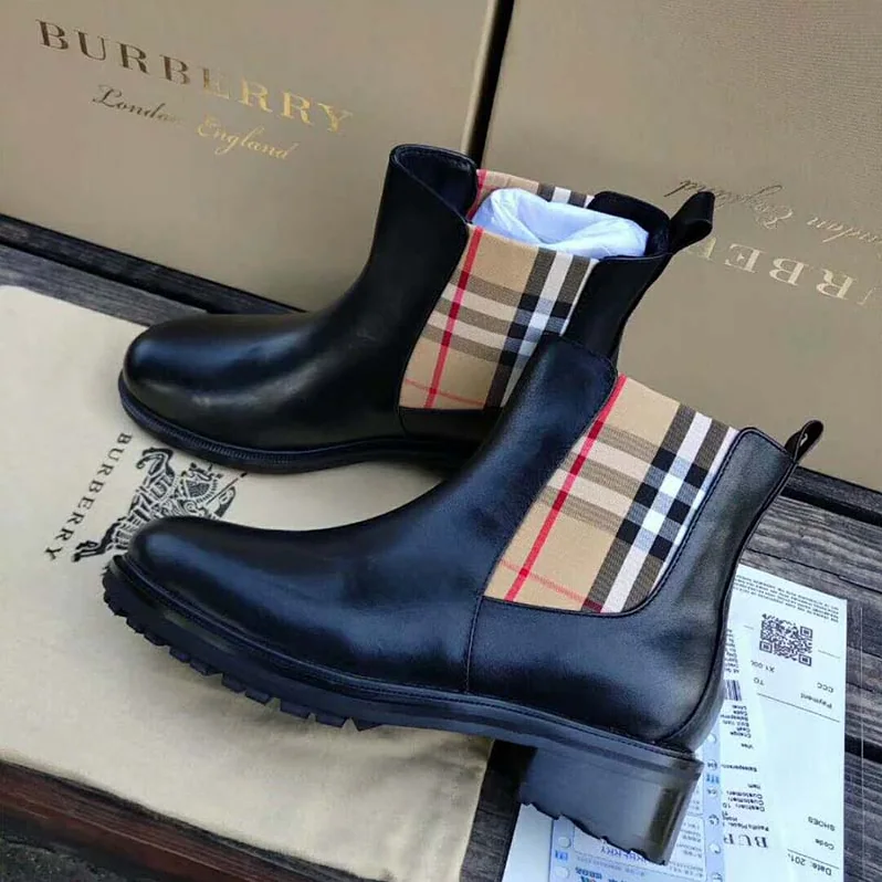 Burberry Vintage Check Detail Leather Chelsea Boots for Women in Black Burberry Vintage Check Detail Leather Chelsea Boots for Women in Black