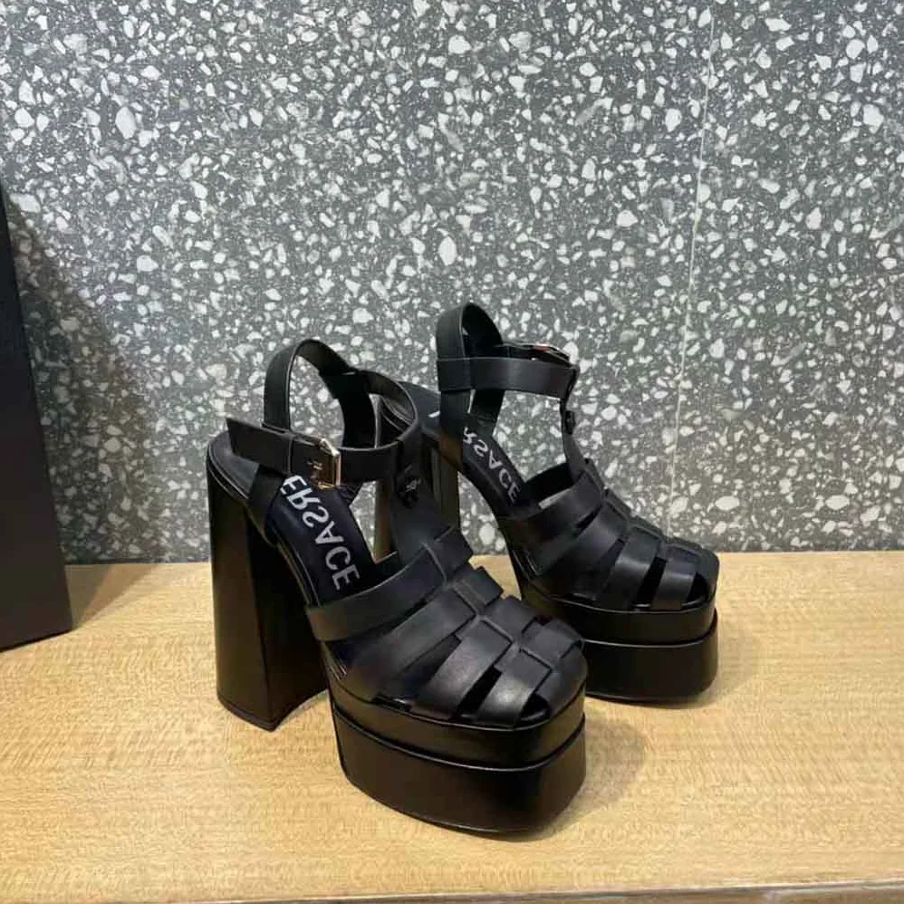 Versace La Medusa Platform Sandals in Calf Leather for Women in Black Versace La Medusa Platform Sandals in Calf Leather for Women in Black