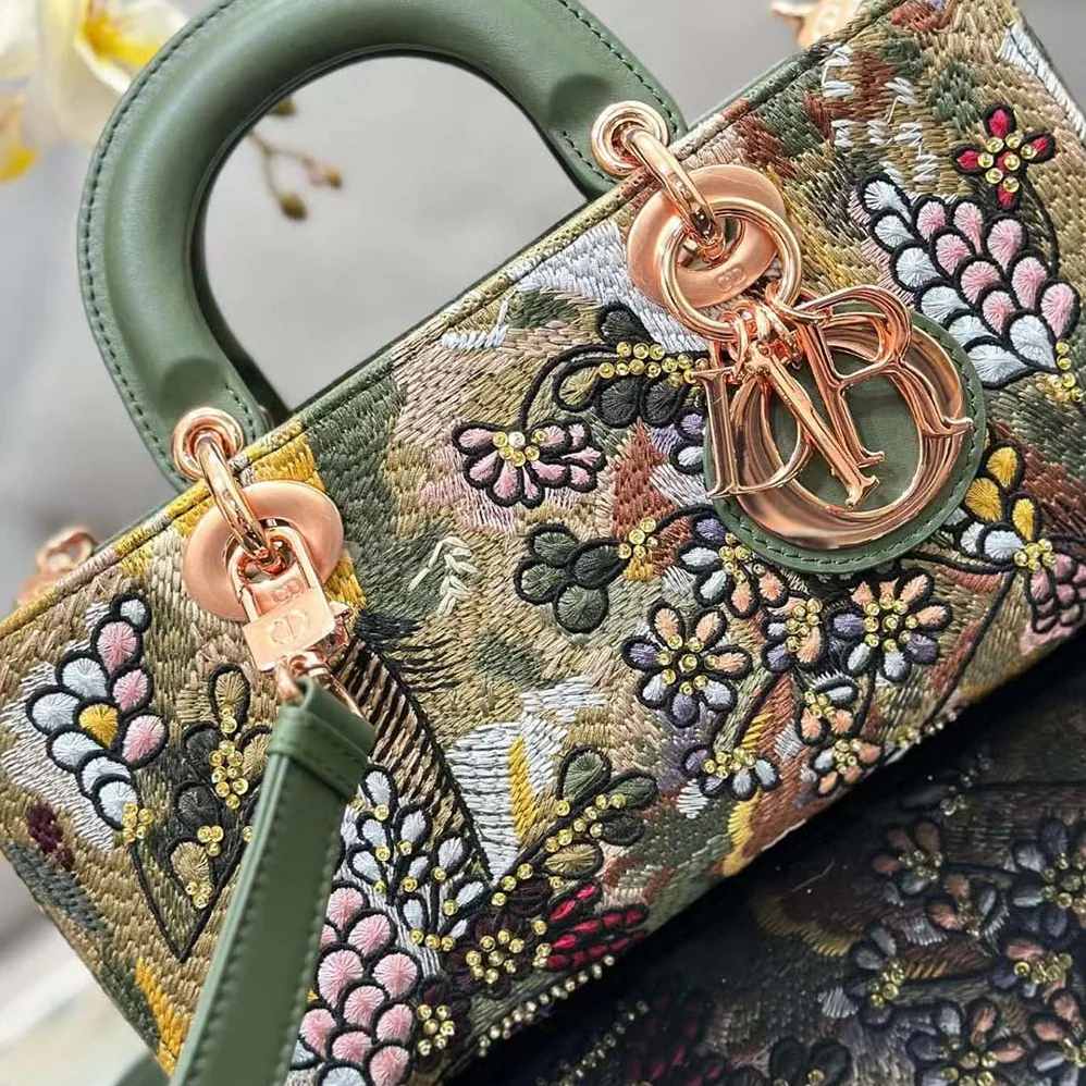 Dior Medium Lady D-joy Bag Beige Multicolor Brocart Embroidery for Women Dior Medium Lady D-joy Bag Beige Multicolor Brocart Embroidery for Women