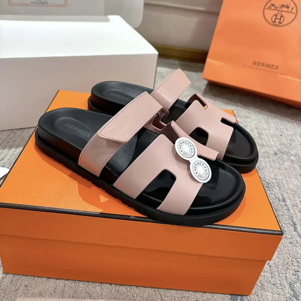 Hermes Chypre Sandal for Unisex in Pink Hermes Chypre Sandal for Unisex in Pink
