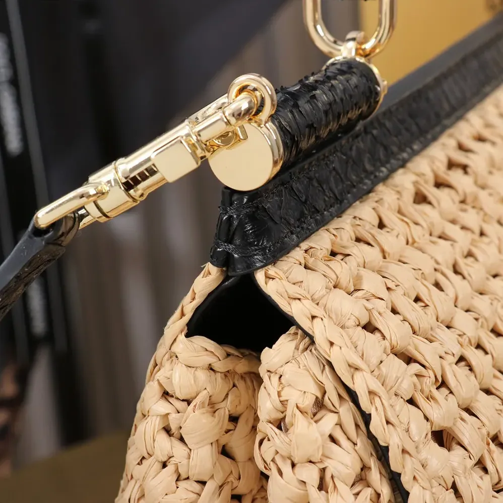 Dolce Gabbana D&G Elongated Medium Sicily Handbag in Crochet Raffia for Women