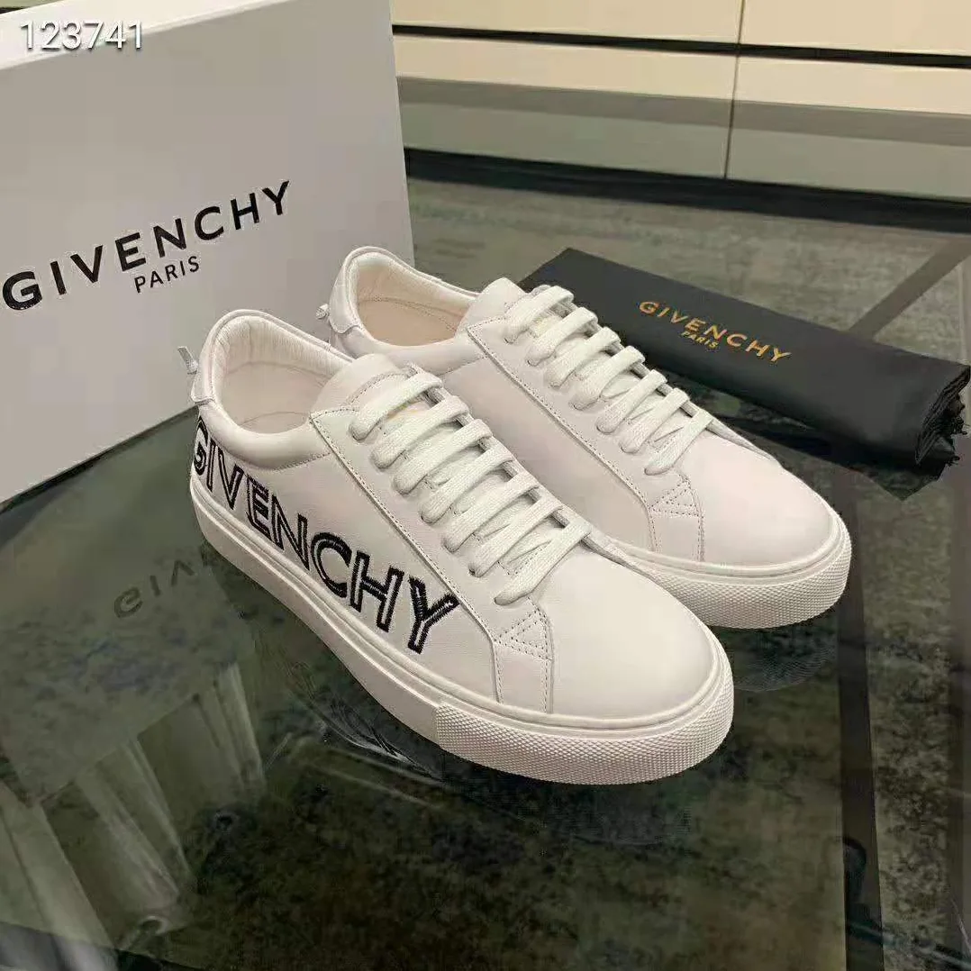 Givenchy Givenchy Reverse Sneakers in Leather for Men in White Givenchy Givenchy Reverse Sneakers in Leather for Men in White