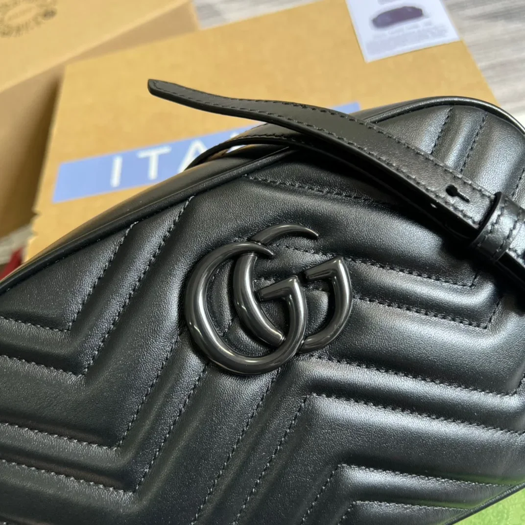 Gucci Marmont Matelasse Shoulder Bag in Black Matelasse Black Hardware Gucci Marmont Matelasse Shoulder Bag in Black Matelasse Black Hardware