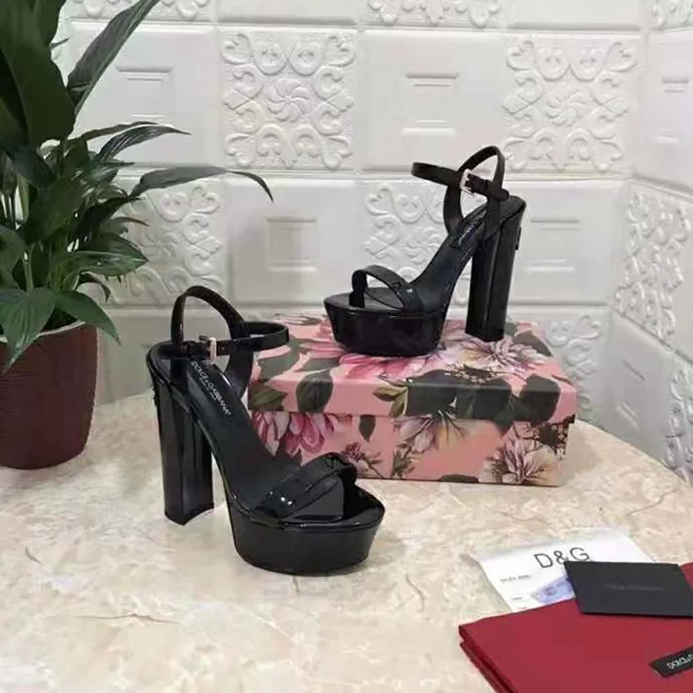 Dolce Gabbana D&G Polished Calfskin Platform Sandals for Women in Black Dolce Gabbana D&G Polished Calfskin Platform Sandals for Women in Black