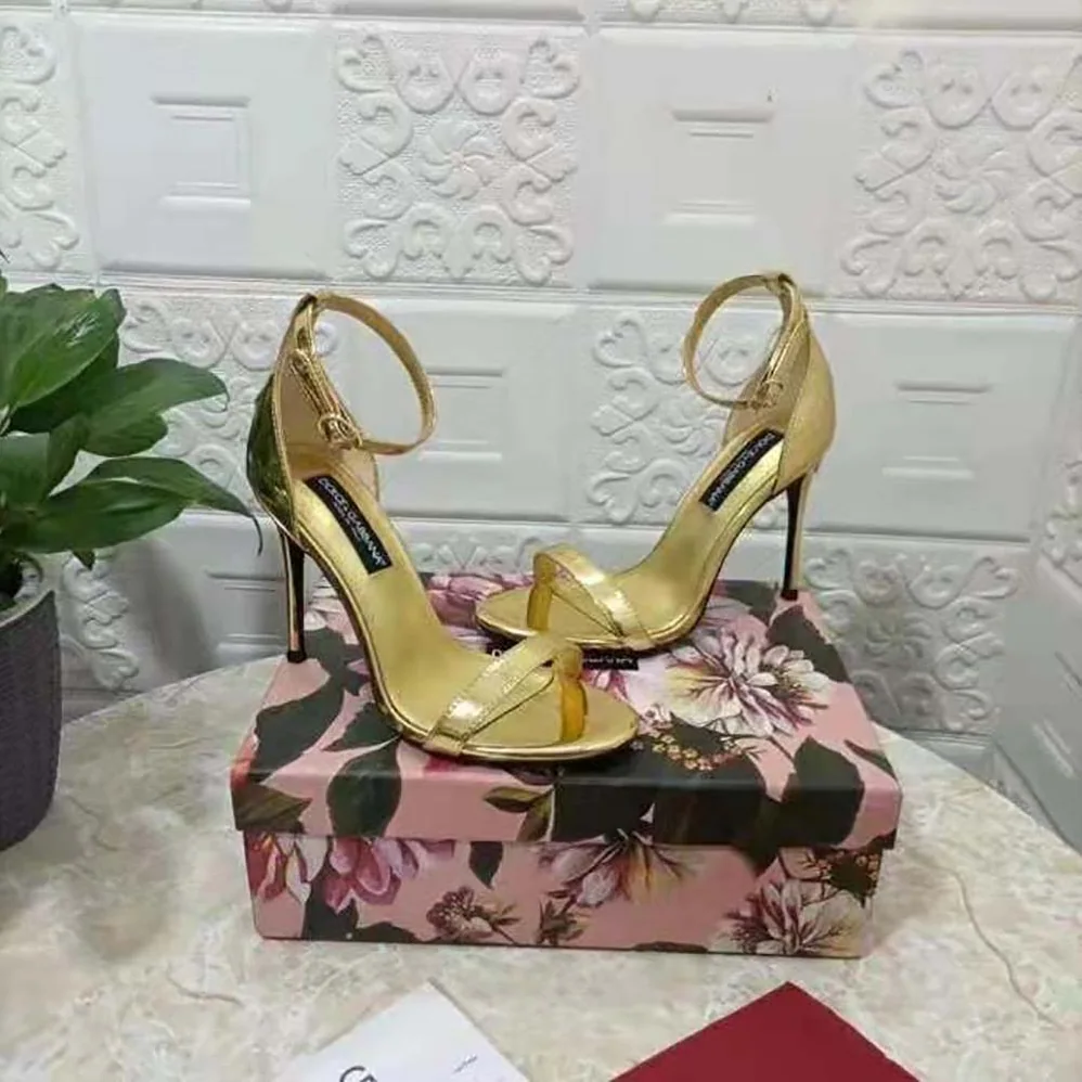 Dolce Gabbana D&G Mirrored-Effect Calfskin Sandals for Women in Gold Dolce Gabbana D&G Mirrored-Effect Calfskin Sandals for Women in Gold