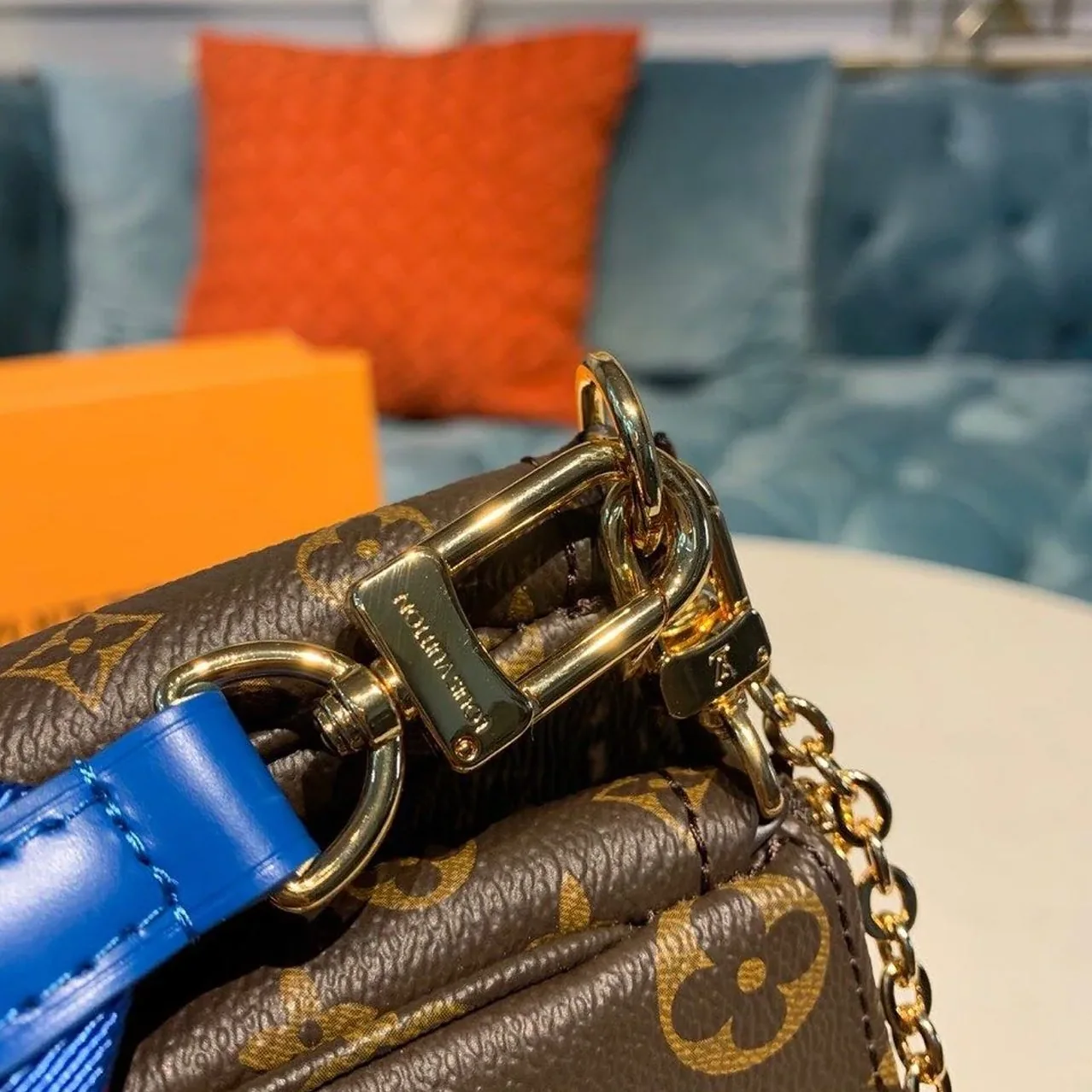 Louis Vuitton Multi Pochette Accessoire Shoulder Bag / Blue Monogram Canvas Gold Hardware Louis Vuitton Multi Pochette Accessoire Shoulder Bag / Blue Monogram Canvas Gold Hardware