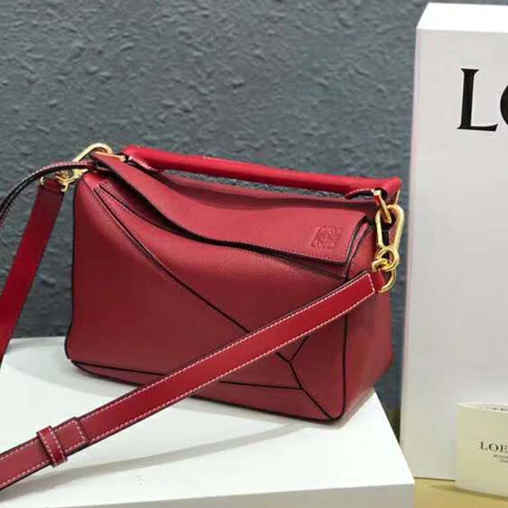Loewe Puzzle Small Bag in Classic Calf Leather for Women in Red Loewe Puzzle Small Bag in Classic Calf Leather for Women in Red