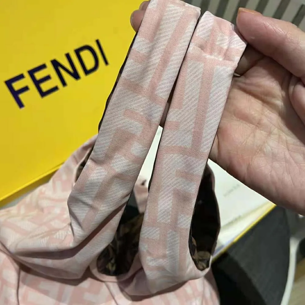 Fendi One-Piece Swimsuit Pink Lycra Swimsuit for Women Fendi One-Piece Swimsuit Pink Lycra Swimsuit for Women
