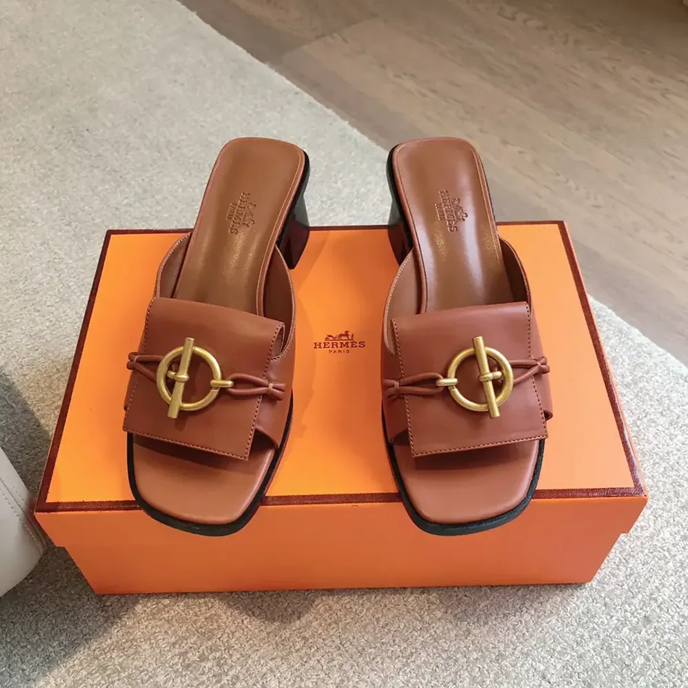 Hermes Ilot 50 Sandal in Calfskin Leather-Brown H241142Z for Women Hermes Ilot 50 Sandal in Calfskin Leather-Brown H241142Z for Women