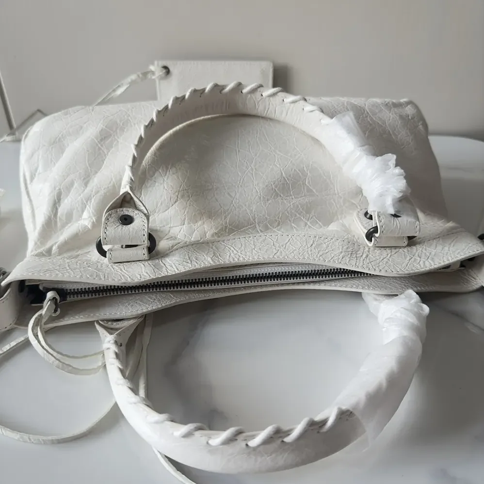 Balenciaga Le City First Bag In White Arena Storico Lambskin for Women Balenciaga Le City First Bag In White Arena Storico Lambskin for Women