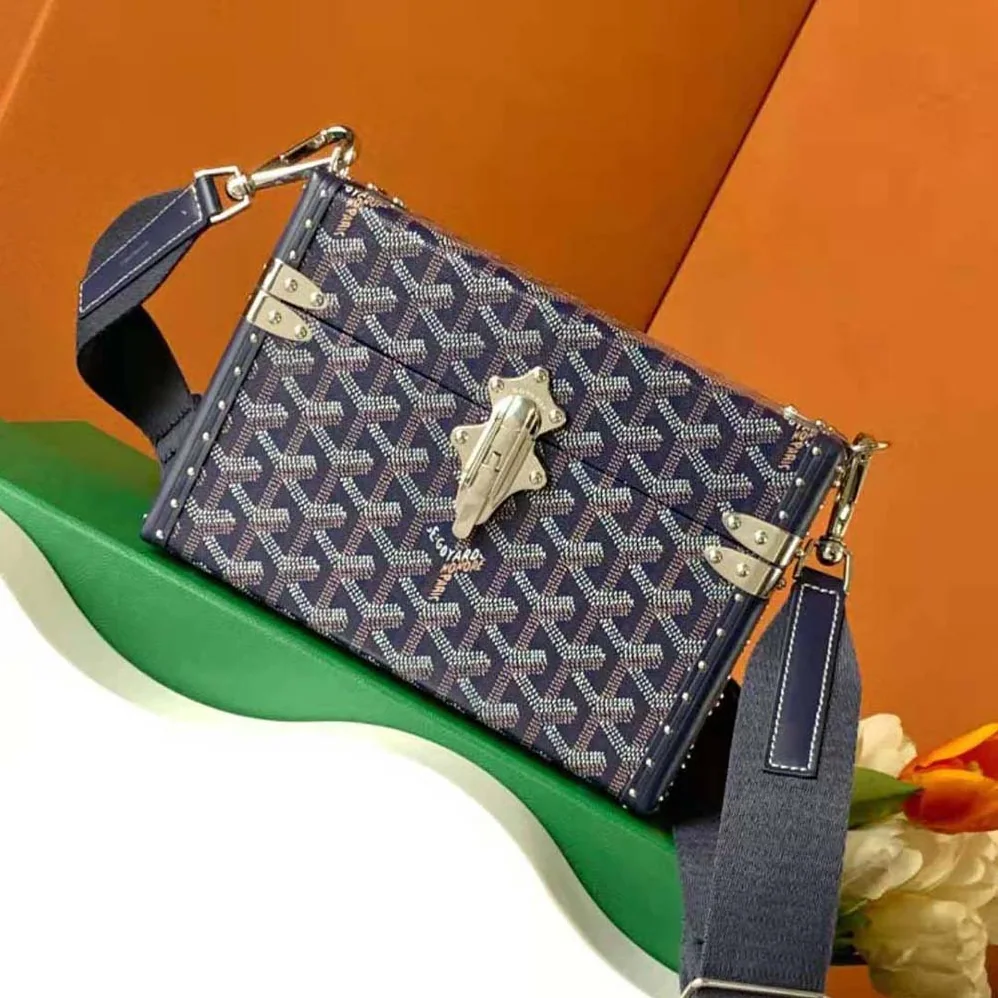 Goyard Cassette Trunk Bag in Goyardine Canvas & Clamecy Cowhide for Women in Navy Goyard Cassette Trunk Bag in Goyardine Canvas & Clamecy Cowhide for Women in Navy