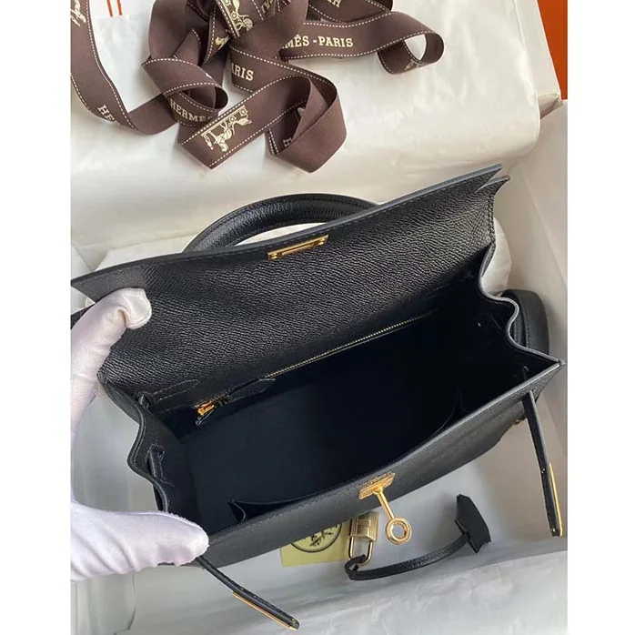 Hermes Kelly Sellier 32 Bag in Togo Leather with Gold Hardware for Women in Black